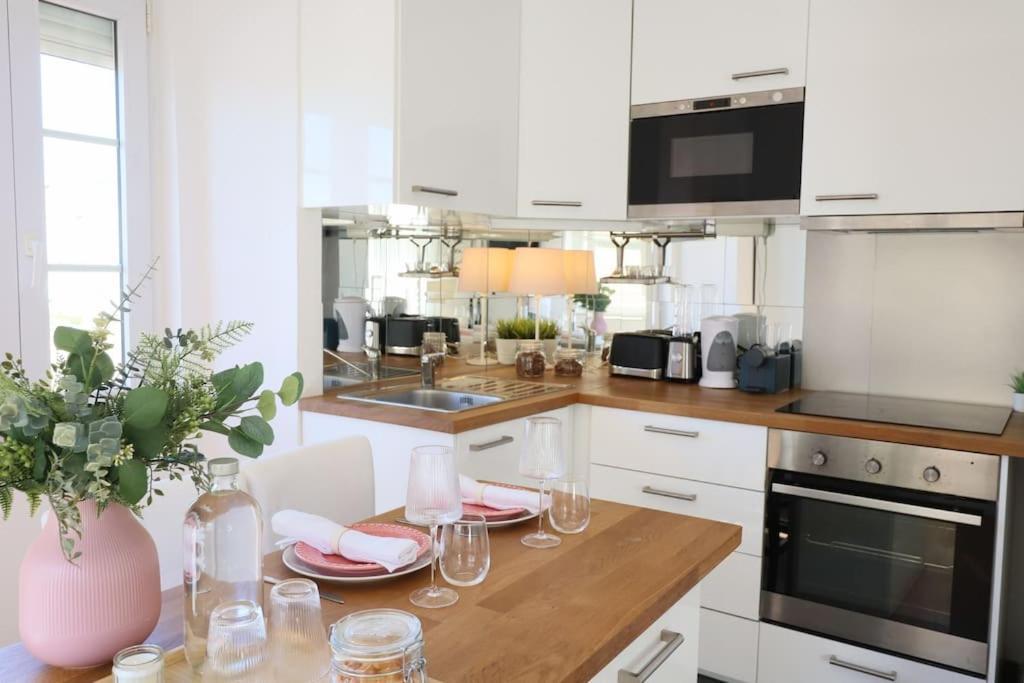 Center Lovely Apartment
