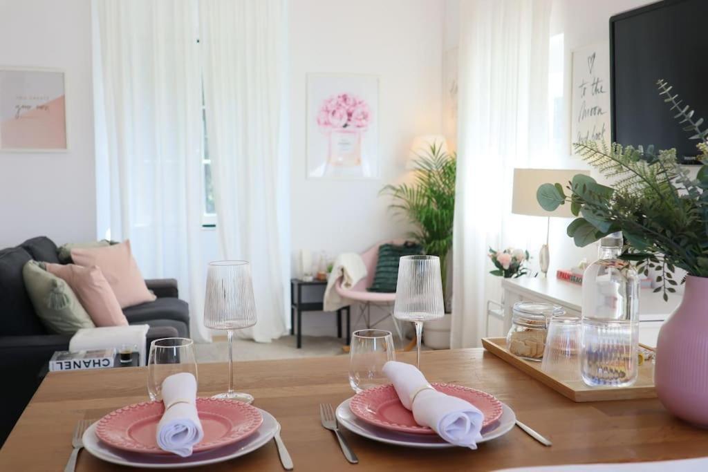 Center Lovely Apartment *