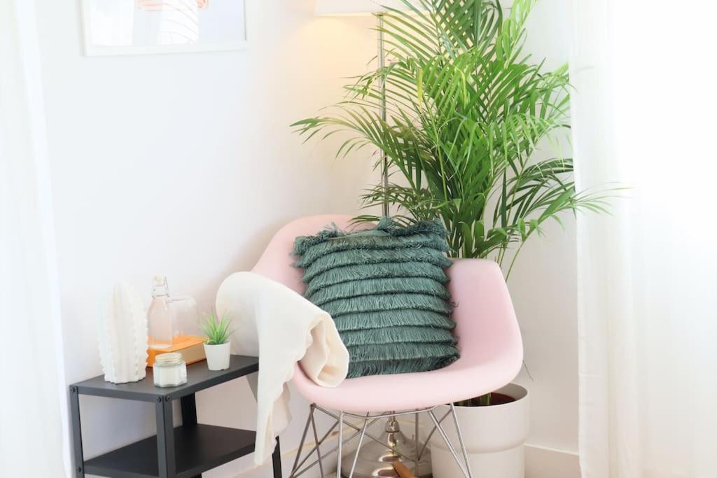 Center Lovely Apartment *